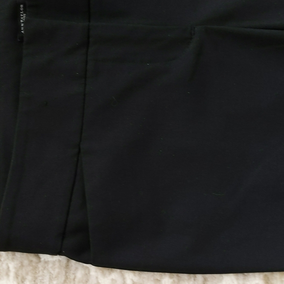 Ann Taylor Modern Fit Bootcut Trousers 4P Black Petite - Picture 10 of 14
